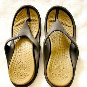 Crocs Unisex flip flops